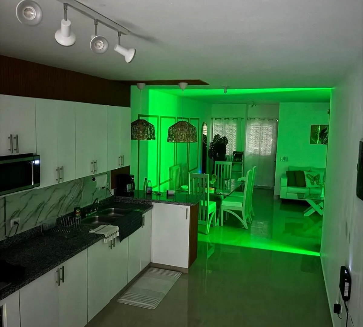 3Br Apartment With Private Terrace And Jacuzzi 3Mins From The Beach لا رومانا